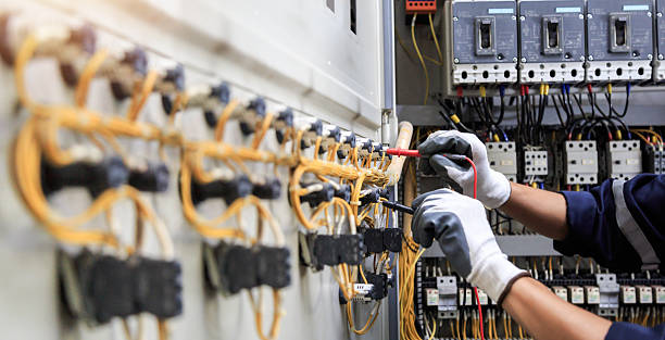 Professional Electrician technician working in Leonville, LA